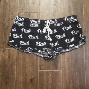 NEW! VS PINK▪Ruffle sleep shorts black & white